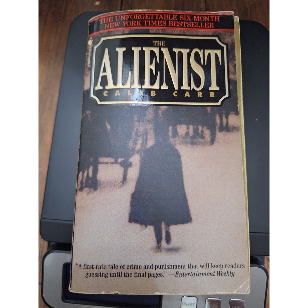 The Alienist Caleb Carr Paperback 1995‎ Historical Thriller ISBN 0553572997